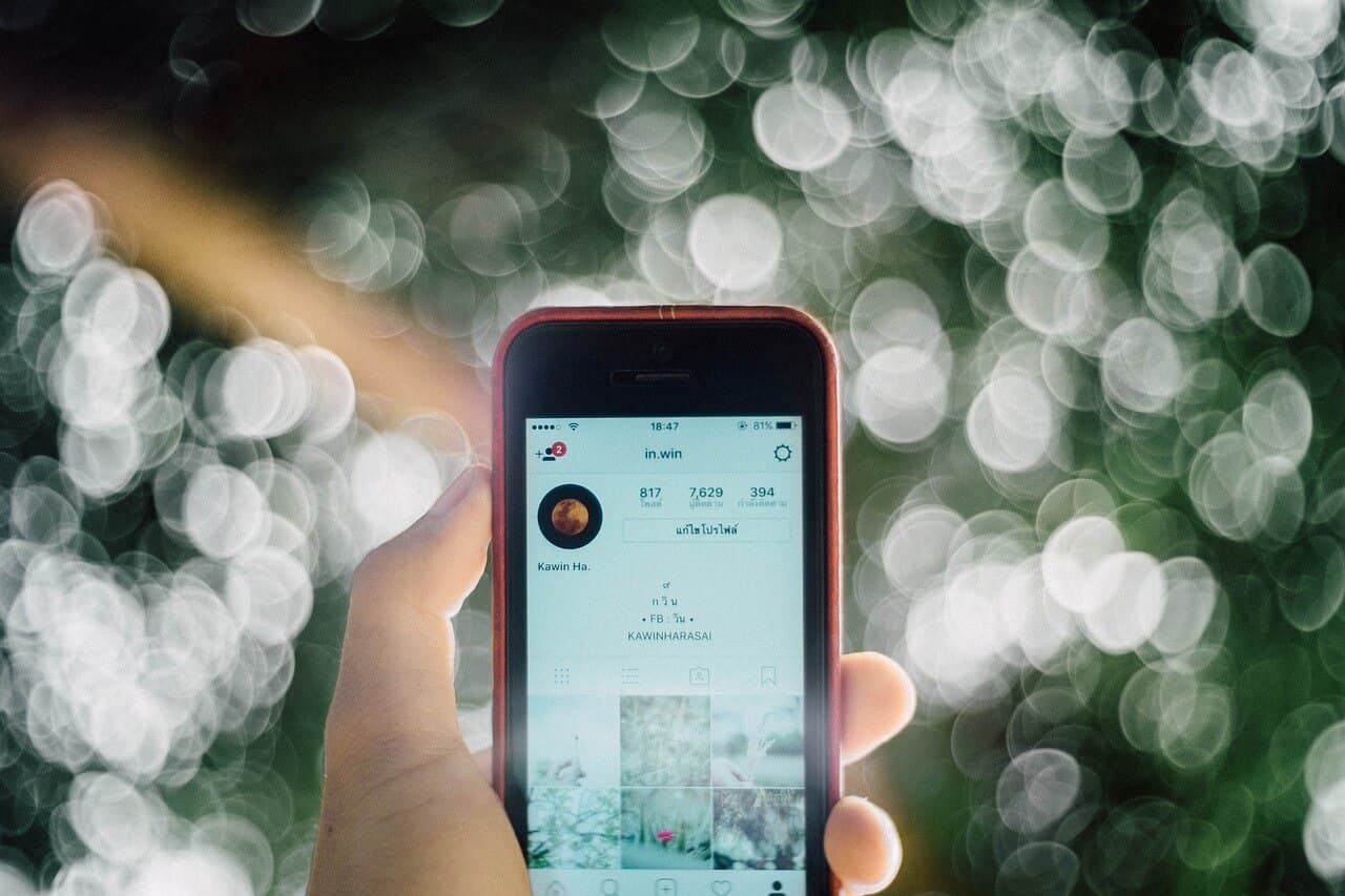How to Write Instagram Captions post image
