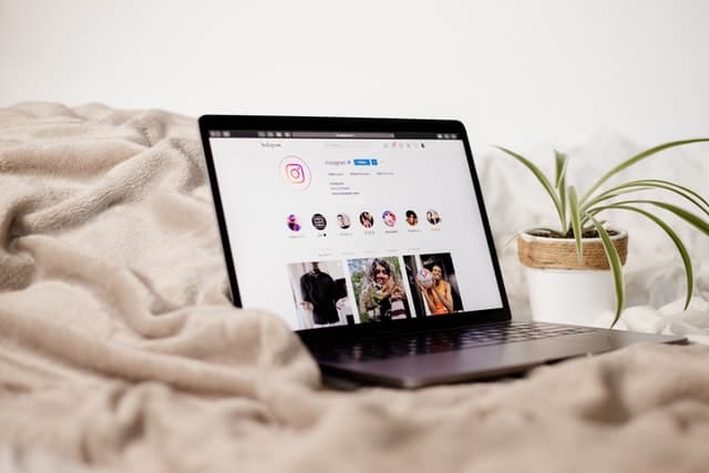 How to Get 100 Followers on Instagram post image