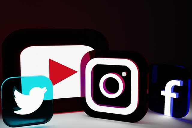 Nitreo Vs. SimplyGram: Which Instagram Growth Service Is Better image